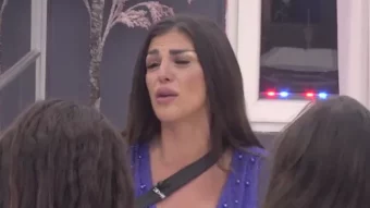 PREOKRET KOJI NIKO NIJE OČEKIVAO: Ena više ne šuti! Svim srcem odbranila Anđelu, a Gastoza i Peju jednim potezom b*cila pod isti točak!