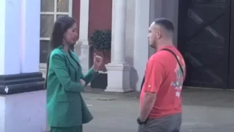 Prekršio zavjet šutnje: Za Anđelino ponašanje mnogo toga rekao: “Nikome se ne uklapaju”