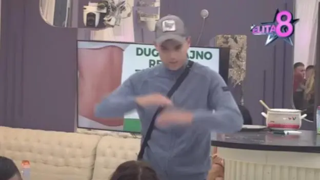 Peja se obratio produkciji