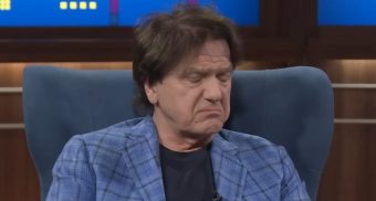 SKANDAL! ZDRAVKO ČOLIĆ MRTAV PIJ*N U EMISIJI! Nerazumljivo priča, svi ZGROŽENI
