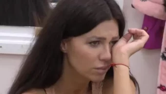 Zvanično više nisu u vezi, šut*ula ga je: Stanija po*izila bivšeg, pa iznijela da je dečko blam u kre*etu!