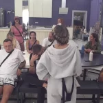 ANELI DANAS RAT*JE NA SVIM FRONTOVIMA!