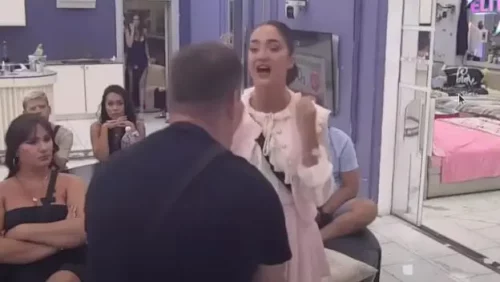 Ono što je čula o Gastozu i drugoj uopšte joj nije prijalo