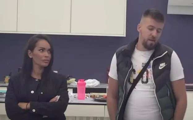 Napustio rijaliti pred superfinale, telefonirao, pa se vratio!