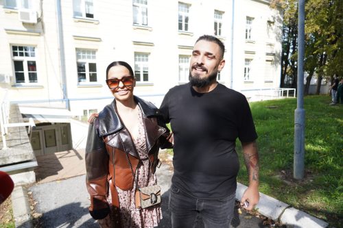 DARKO LAZIĆ UBACIO KĆERKU KORU OD LUBENICE