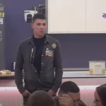 Ponos mu ne da da pređe preko izgovorenih riječi