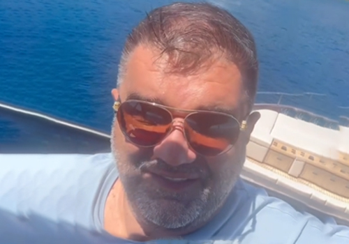 MALOPRIJE SAM USTAO, JER SAM JUTROS LEGAO!