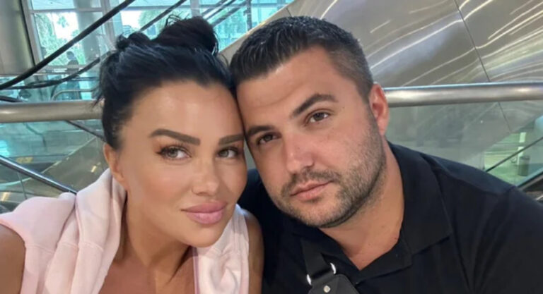 RASKINULI STANIJA I ASMIN