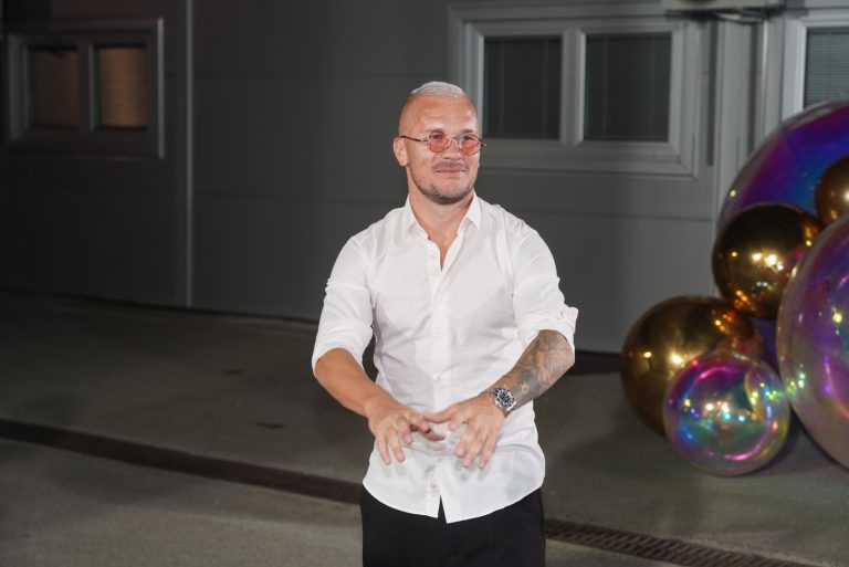 MUNJEZ ODMAH NAKON RASKIDA SA STEFANI OTIŠAO NA MORE