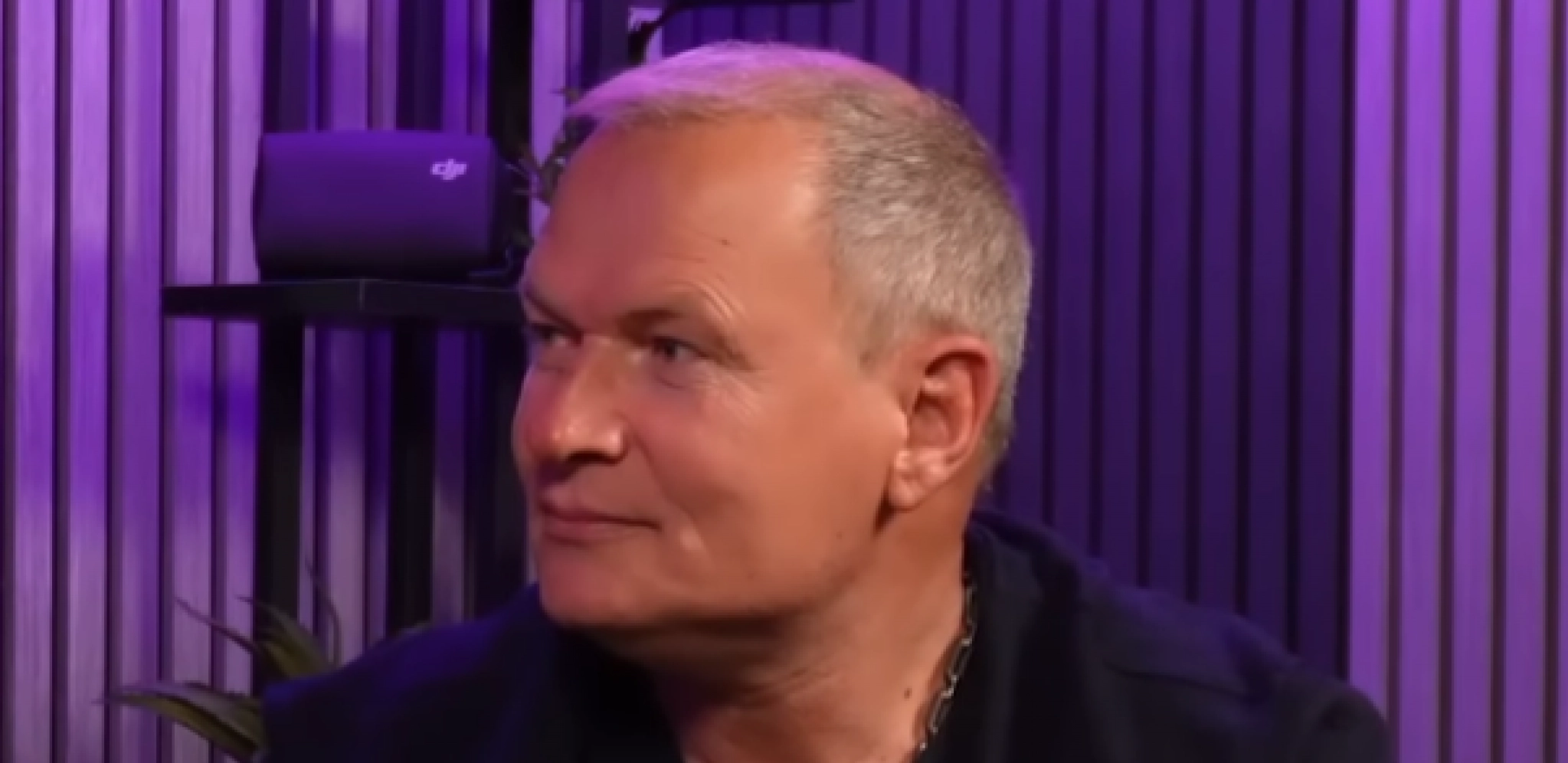 OSMAN SE MJESECIMA DOPISIVAO SA MNOM!