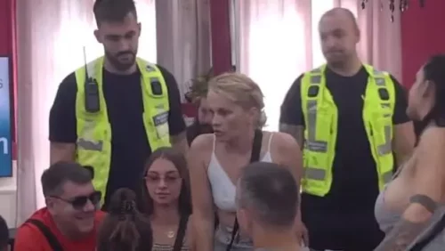 Obezbjeđenje uletjelo u Bijelu kuću!