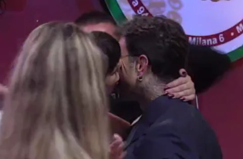 MILJANA KULIĆ U VRE*OJ AK*IJI SA CIMEROM!