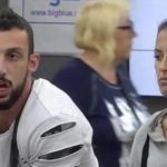 ĐEKSONOVA BIVŠA SE OGLASILA IZ PORODILIŠTA!