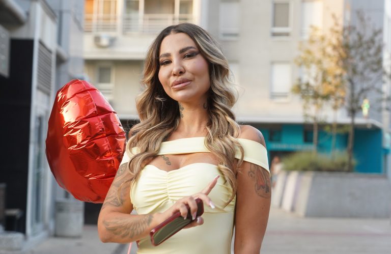 ANELI AHMIĆ SVA U ZAVOJIMA!