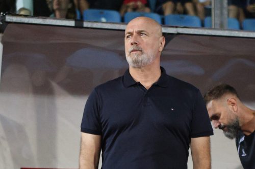 Barbarez došao da gleda