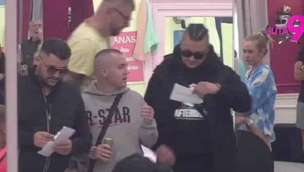 TAJNI DOGOVOR IZA LEĐA PRODUKCIJE!