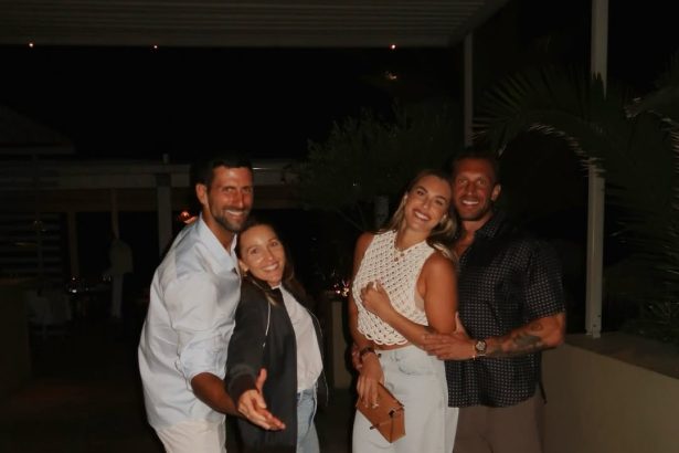 Njene fotografije sa Đokovićem zapalile interet!