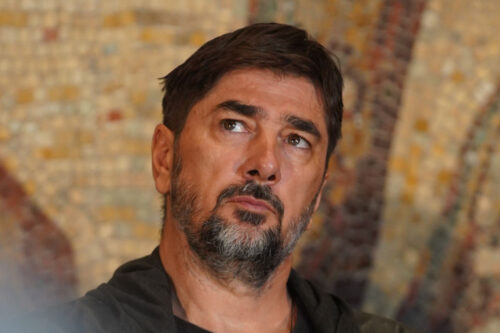 ZDRAVKO ŠOTRA NAPISAO VOJINU ĆETKOVIĆU ULOGU DA BI OTPLATIO KREDIT!