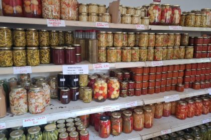 Učenici Poljoprivredne škole u Banjaluci pripremili zimnicu!