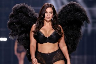 Plus size manekenka Ashley Graham zvijezda Victoria's Secret modne revije!
