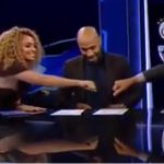 Voditeljici se pocijepala haljina u emisiji uživo!