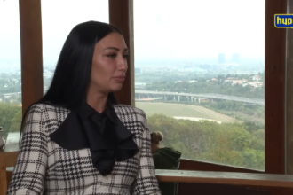 PJEVAČICA IMALA LAŽNU SVADBU SA 30 GODINA STARIJIM!