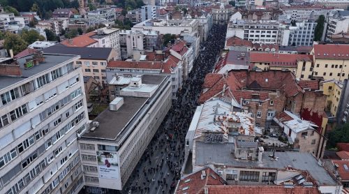 Muk u Ferhadiji narušava samo tihi šapat!