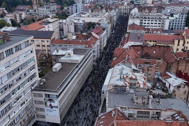 Muk u Ferhadiji narušava samo tihi šapat!