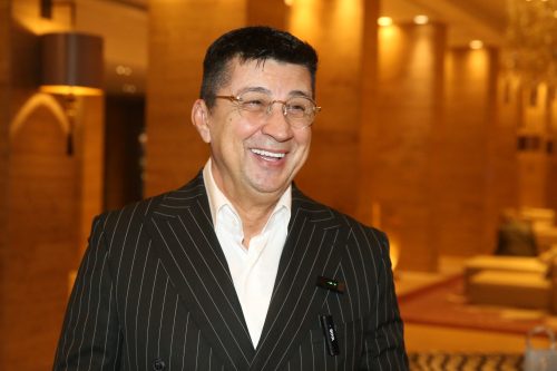 PEJA ISKRENO O ZLATI!