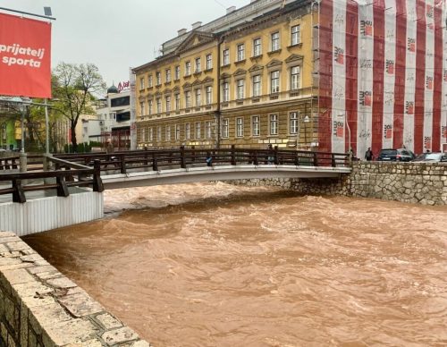 Upozorenje iz KUCZ: Opasnost od poplava, hitno preduzeti preventivne mjere zaštite! 