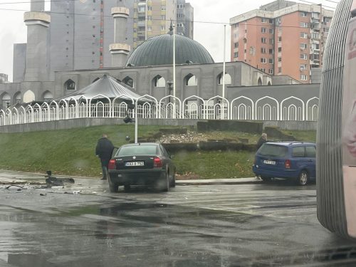 Saobraćajna nesreća na Vojničkom polju u Sarajevu!