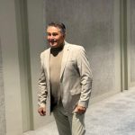 HALID MUSLIMOVIĆ ODRŽAVA KONCERT