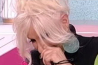 ZATEKLA MUŽA SA LJUBAVNICOM NA GOMILI!