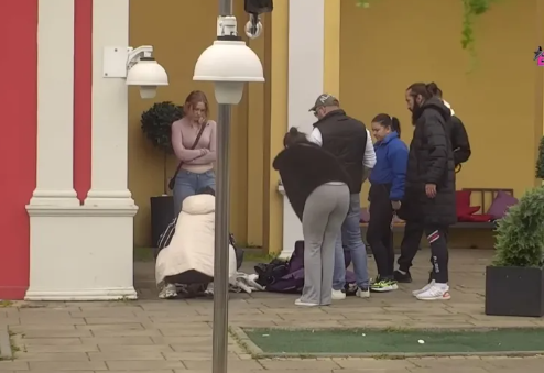 DRAMA! Maja Marinković NEPOMIČNA NA PODU, vrisci odjekivali kućom, JECA OD BOLOVA!