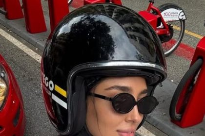 ĐINA DŽINOVIĆ POKAZALA TRBUŠNJAKE!