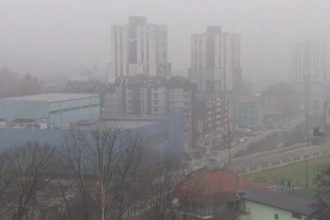 OTROVNO NEBO IZNAD KAKNJA!