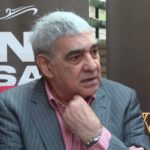 PJEVAČ KOJI JE OSTAO BEZ NOVCA ZBOG KOCKE I KLAĐENJA?!