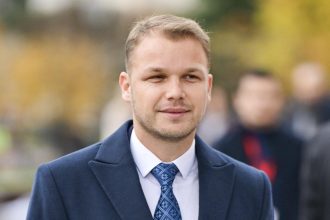 Draško Stanivuković o Desingerici!