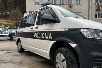 Došao nepozvan u goste, pretukao i opljačkao domaćina!