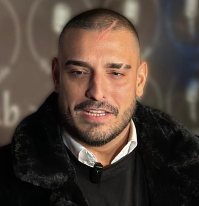 Darko Lazić provozao Katarinu dok ju je držao u krilu?!