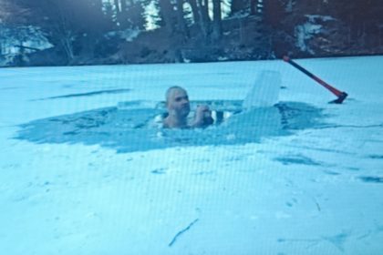 Bugojanac se kupao na jezeru na Kupresu