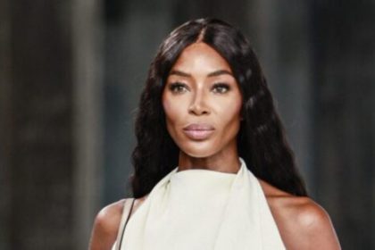 NAOMI KEMBEL LUPILA ŠA*AR ASISTENTKINJI