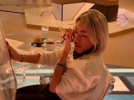 Jovana Jeremić PROVALJENA