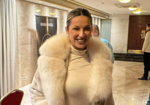 RADA MANOJLOVIĆ DOBILA NAGRADU!