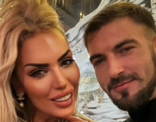 AVA KARABATIĆ PRVI PUT JAVNO POKAZALA DEČKA