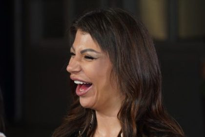 MILJANA VRŠILA NUŽDU U SPAVAĆOJ SOBI?!