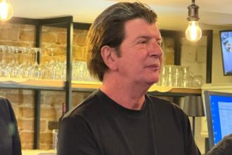 BAJAGA UPOREDIO MUZIKU NEKADA I DANAS!