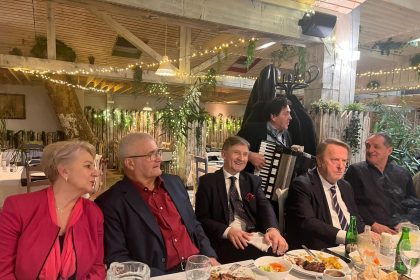 Sarajevo je sinoć opet bilo u bordo boji