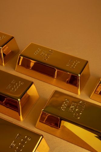 Njemica preko granice u BiH prenijela 26 zlatnih poluga!