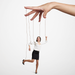 Astrologija smatra ova tri znaka najvećim manipulatorima!